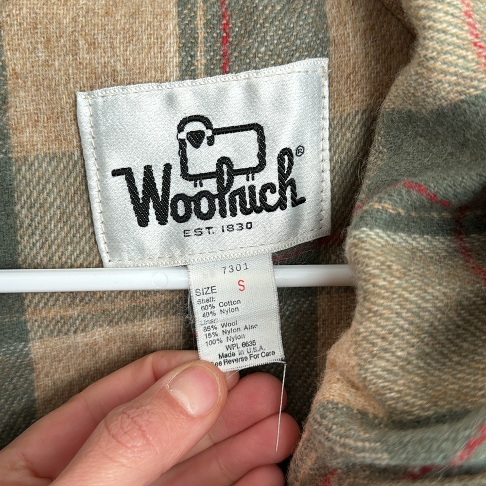 VINTAGE Woolrich Parka Hooded Blanket Lined - Size Small - Picture 3 of 6
